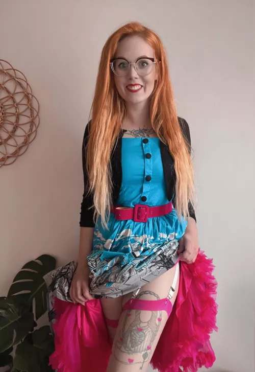 Finally, it’s Friday and tomorrow we have a weekend to look forward to! ❤️ by foxmutt