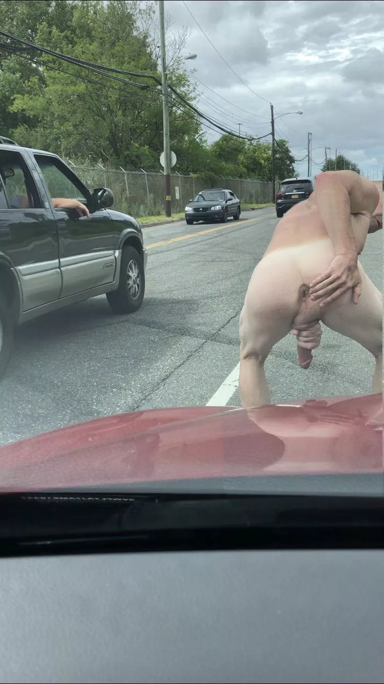 Greeting the world posted by Somanybikes