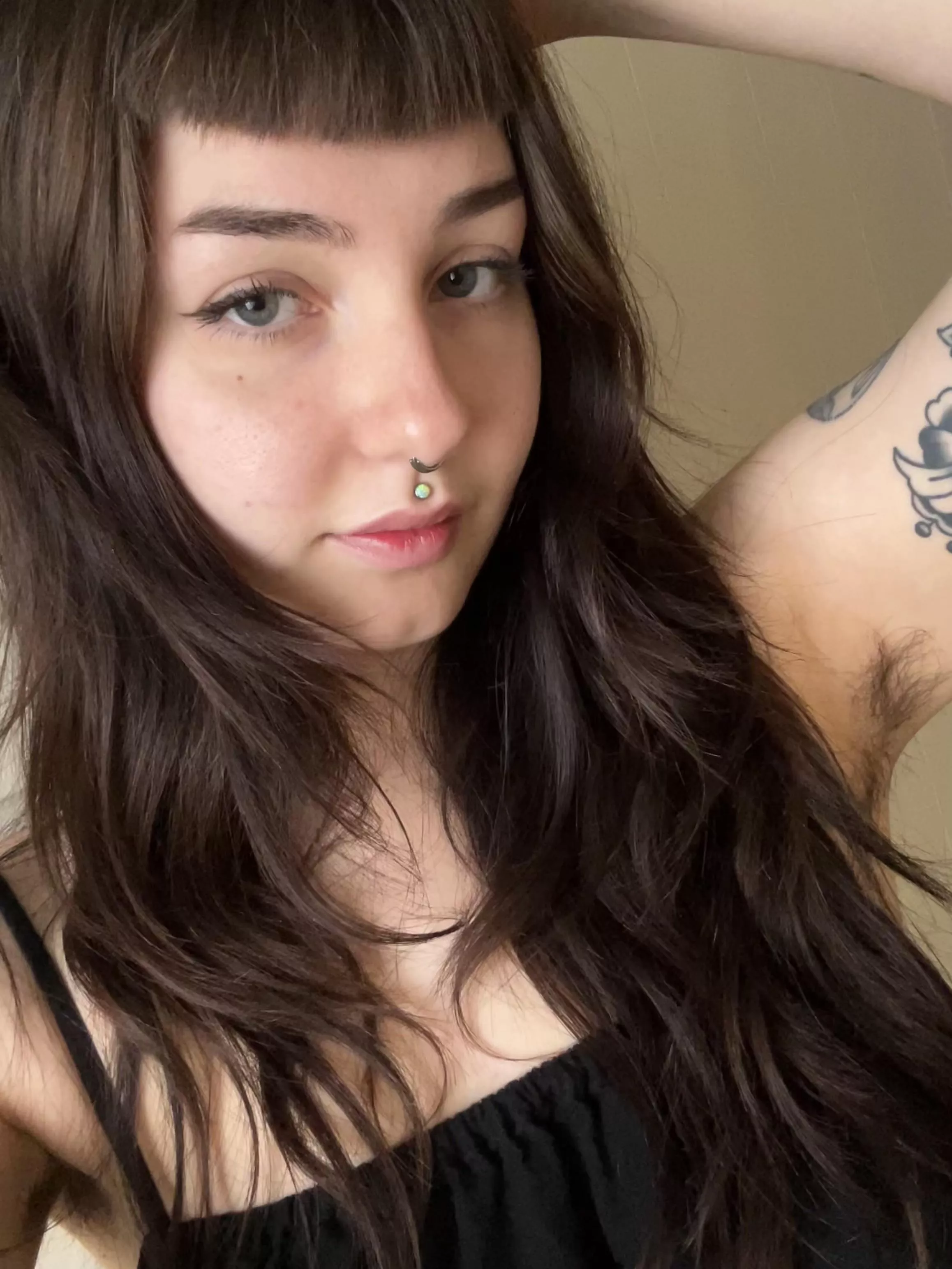 Hairy pits are my favorite accessory posted by hatechapel