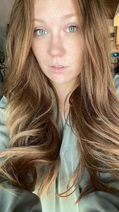 Happy Friday 😘 by GingerFeet01