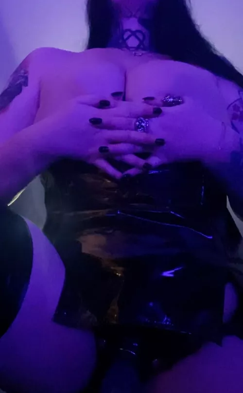 I know you dream of me crushing your friend with my tits... by Nightprincessjay