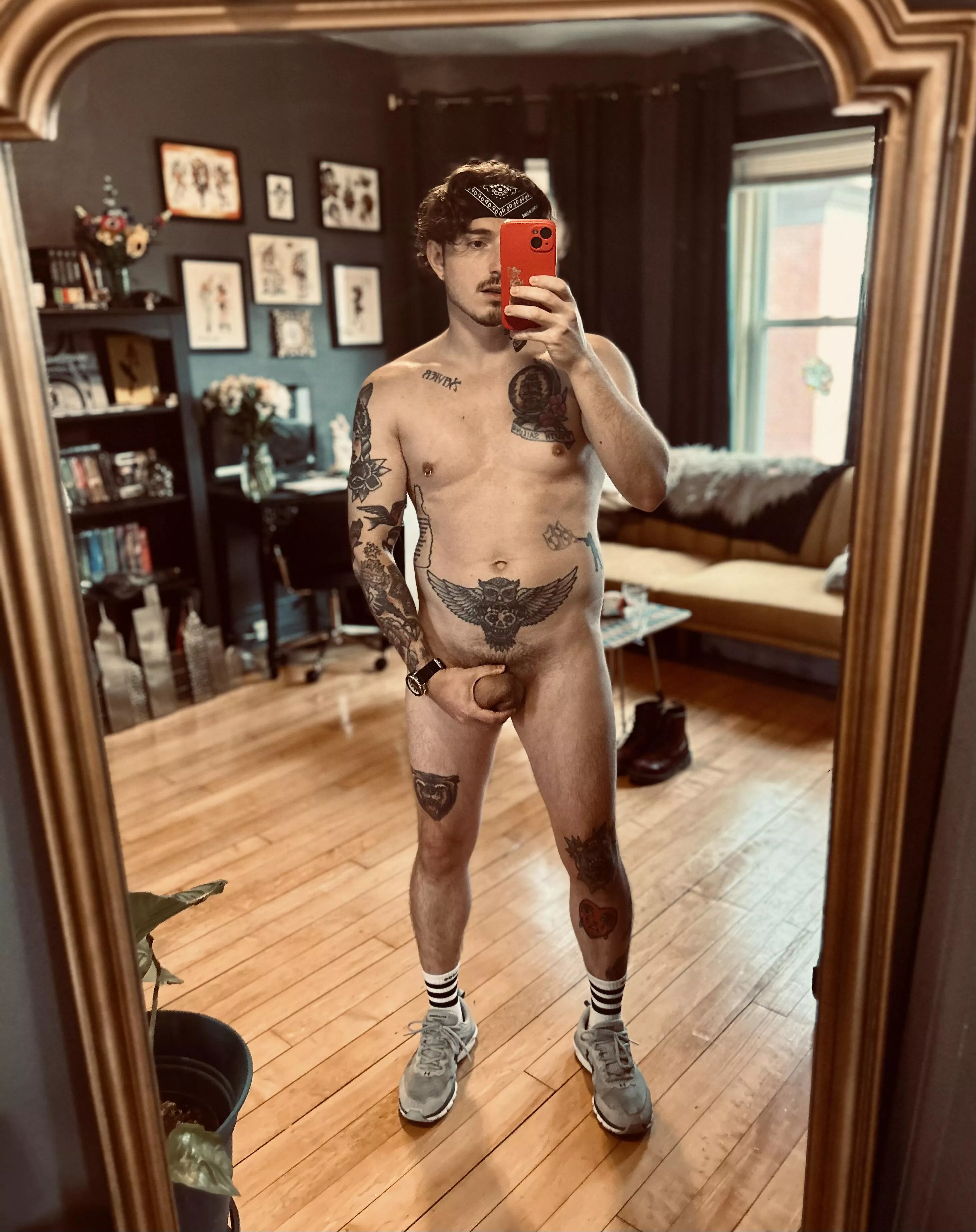 I take nudes when I get tired of playing Destiny 😅 posted by SirStevron