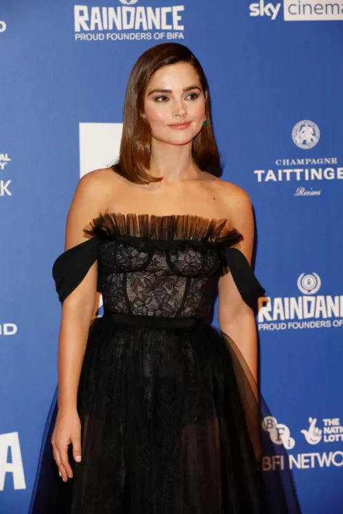 Jenna Coleman by Hallow33n78