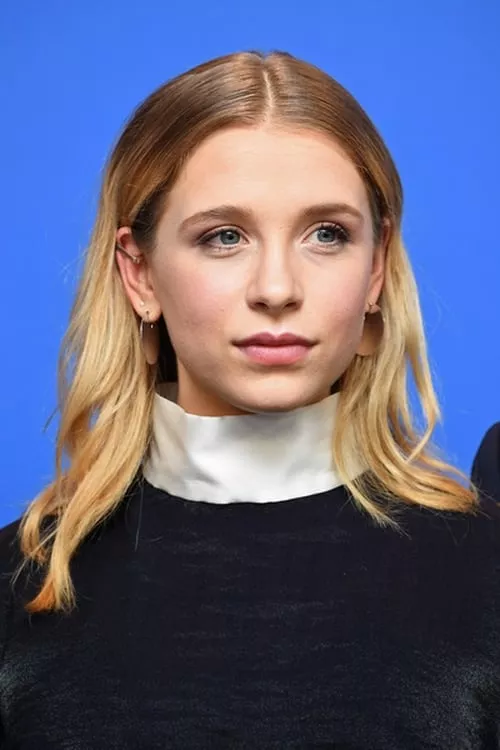 Lena Klenke posted by FormerFruit