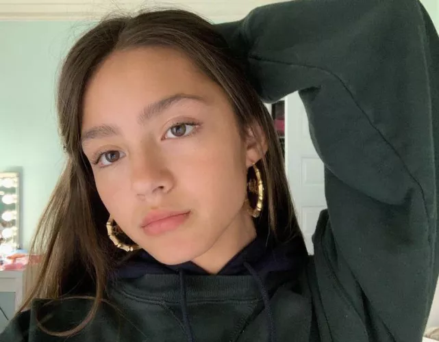 Mabel Chee by Weakness-Valuable