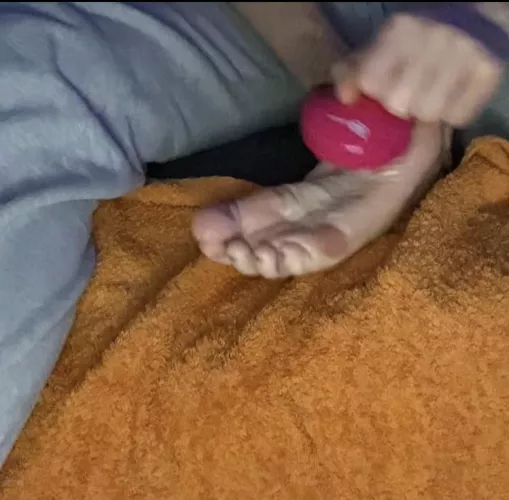 My soles are wayyy to ticklish ... by alicia_n1mn