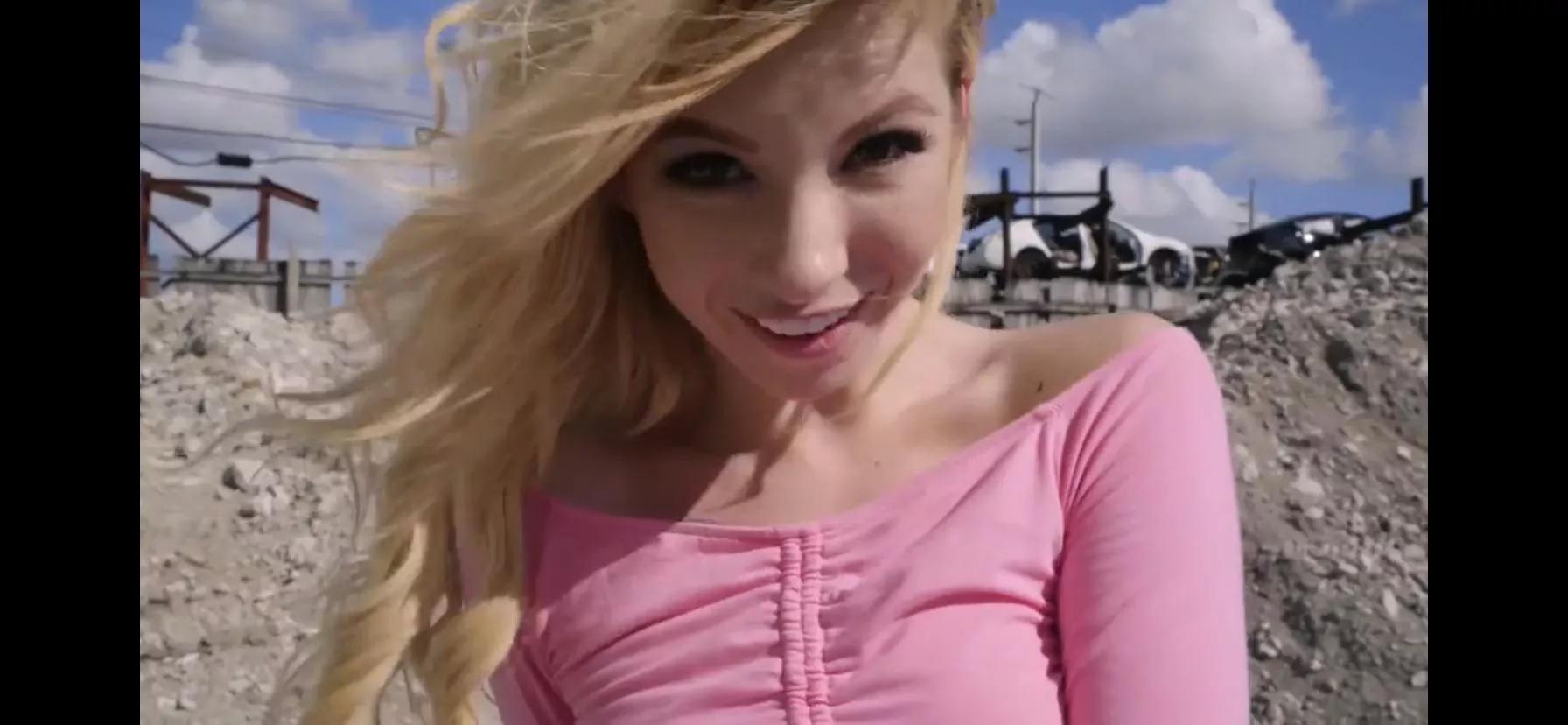 Need this video posted by zikavailaxxt