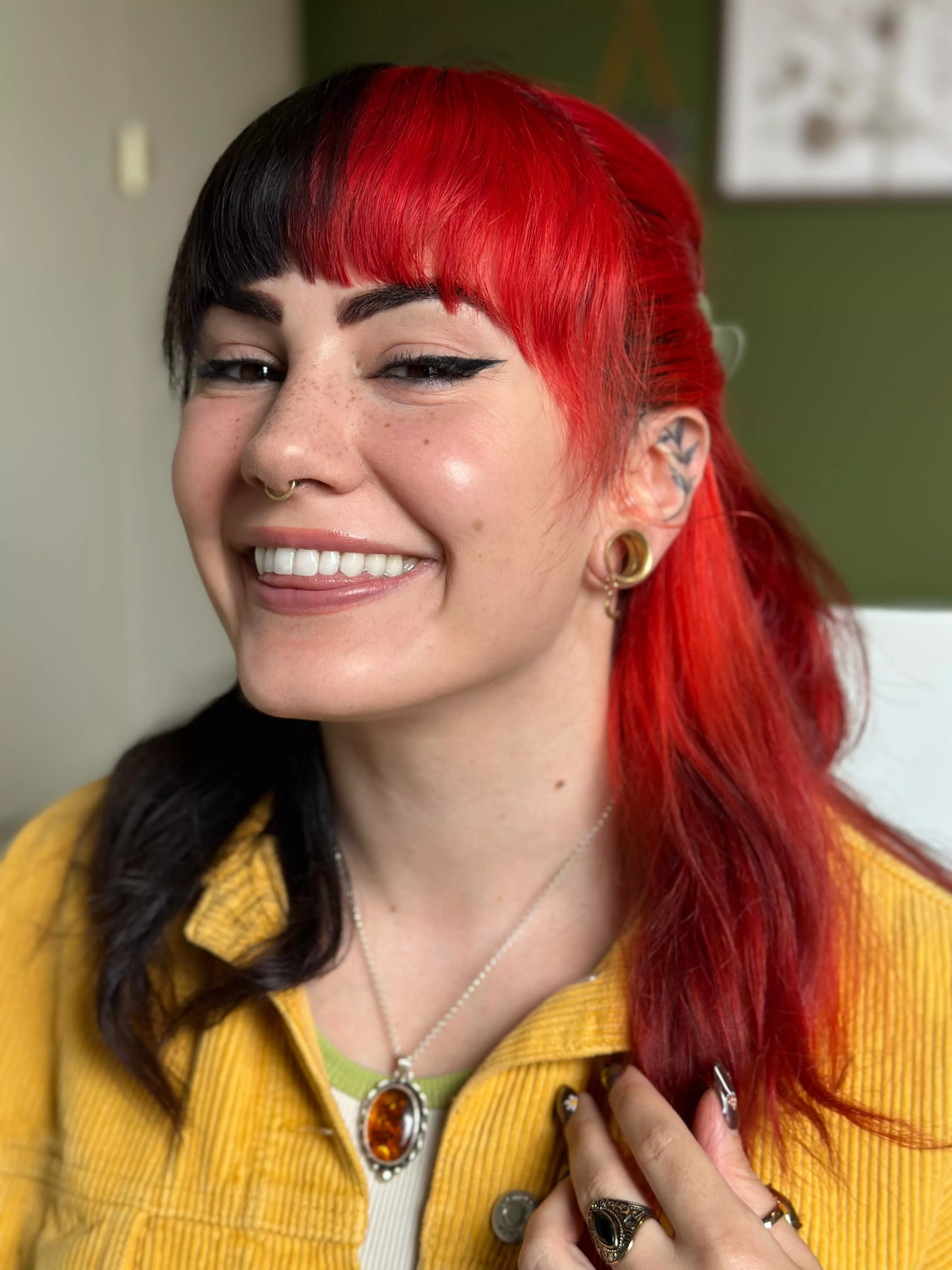 Not a nude but i got a cute jacket which made me happy 😊 posted by power_midget