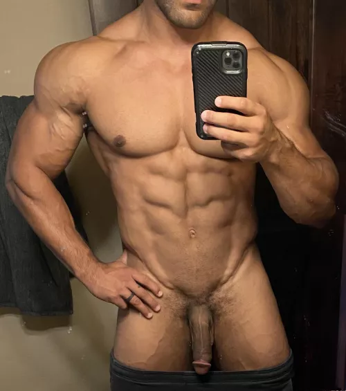 Not your typical dad bod by Topoftheline-