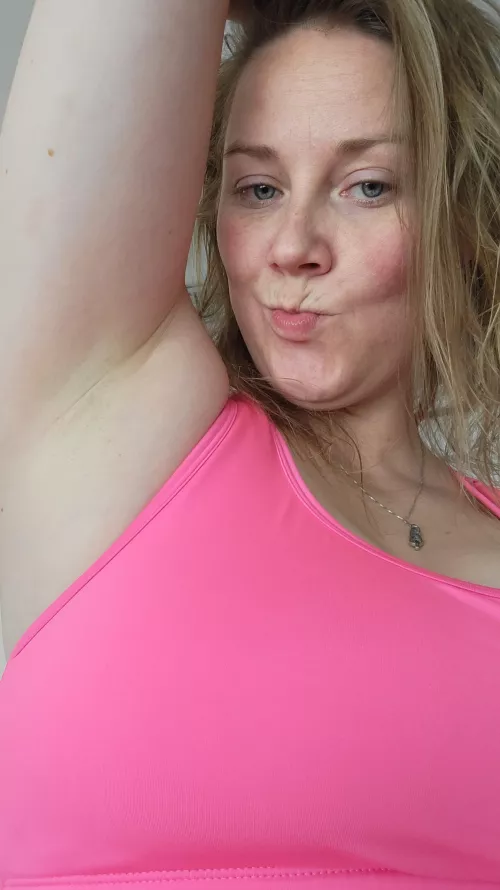 Ooooooooo so smooth!! by MPLfeet