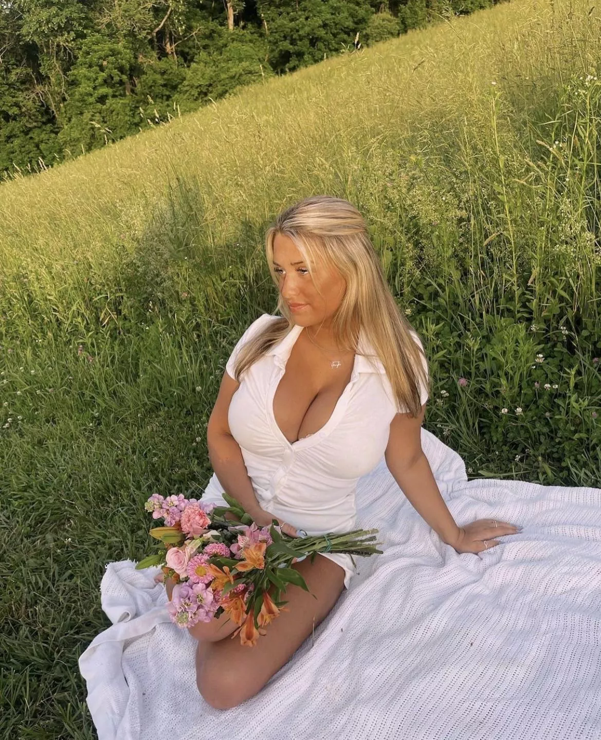 Perfect Blonde posted by Thin_Data_2134