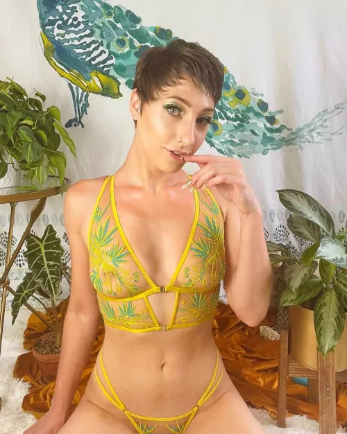 plant pixie 🧚🏼🌿✨ by agender-angel