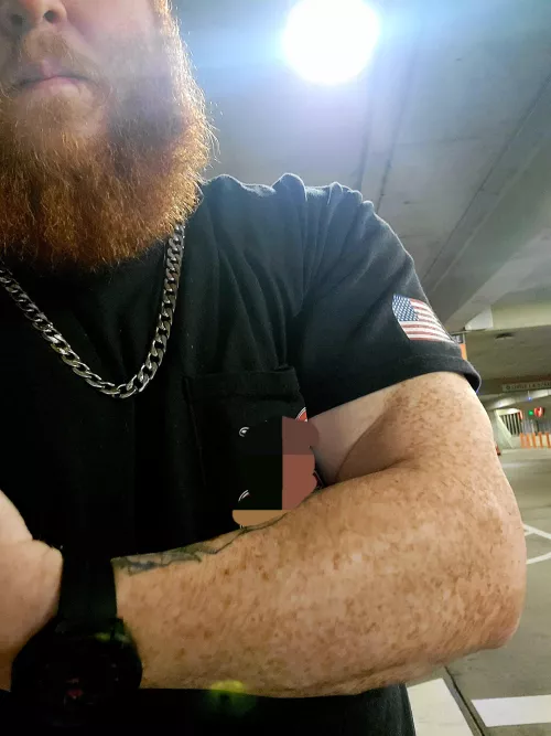 Quick shot at work by LeprechaunsGold