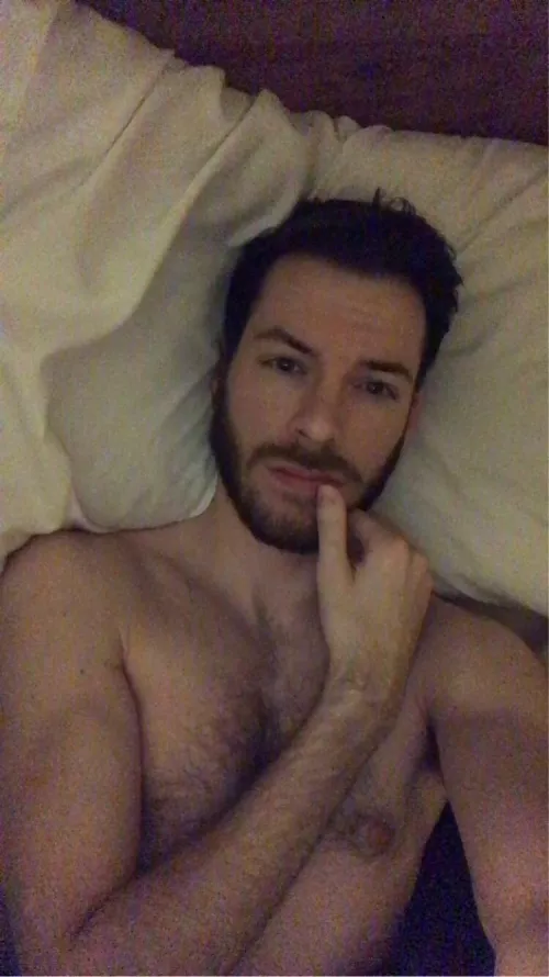 Sick in bed 🤒 hope everyone has a better Friday than me! by stargaysing1