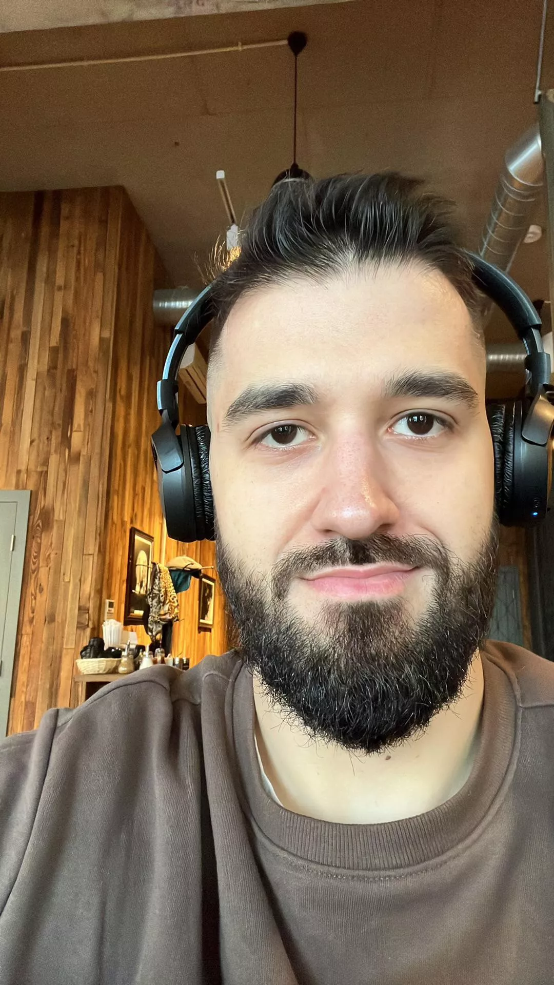 Sometimes it is indeed very nice to go to the coffee shop and chill put posted by ResponsibleCommon5