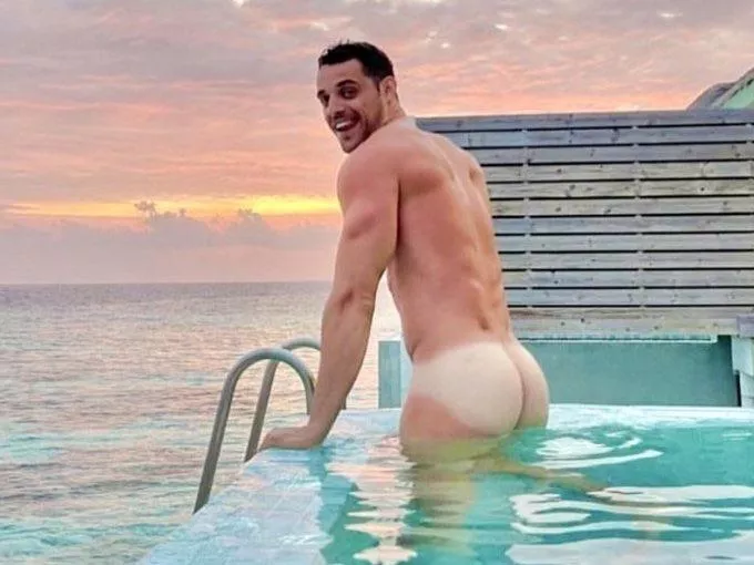 Splash💦 posted by KKwoodhill