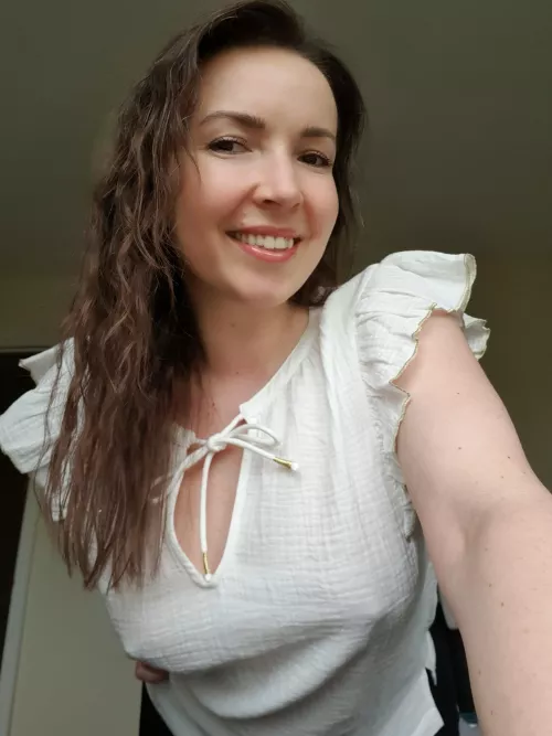 They wanted to say Hi 😇 by Bonbonitka