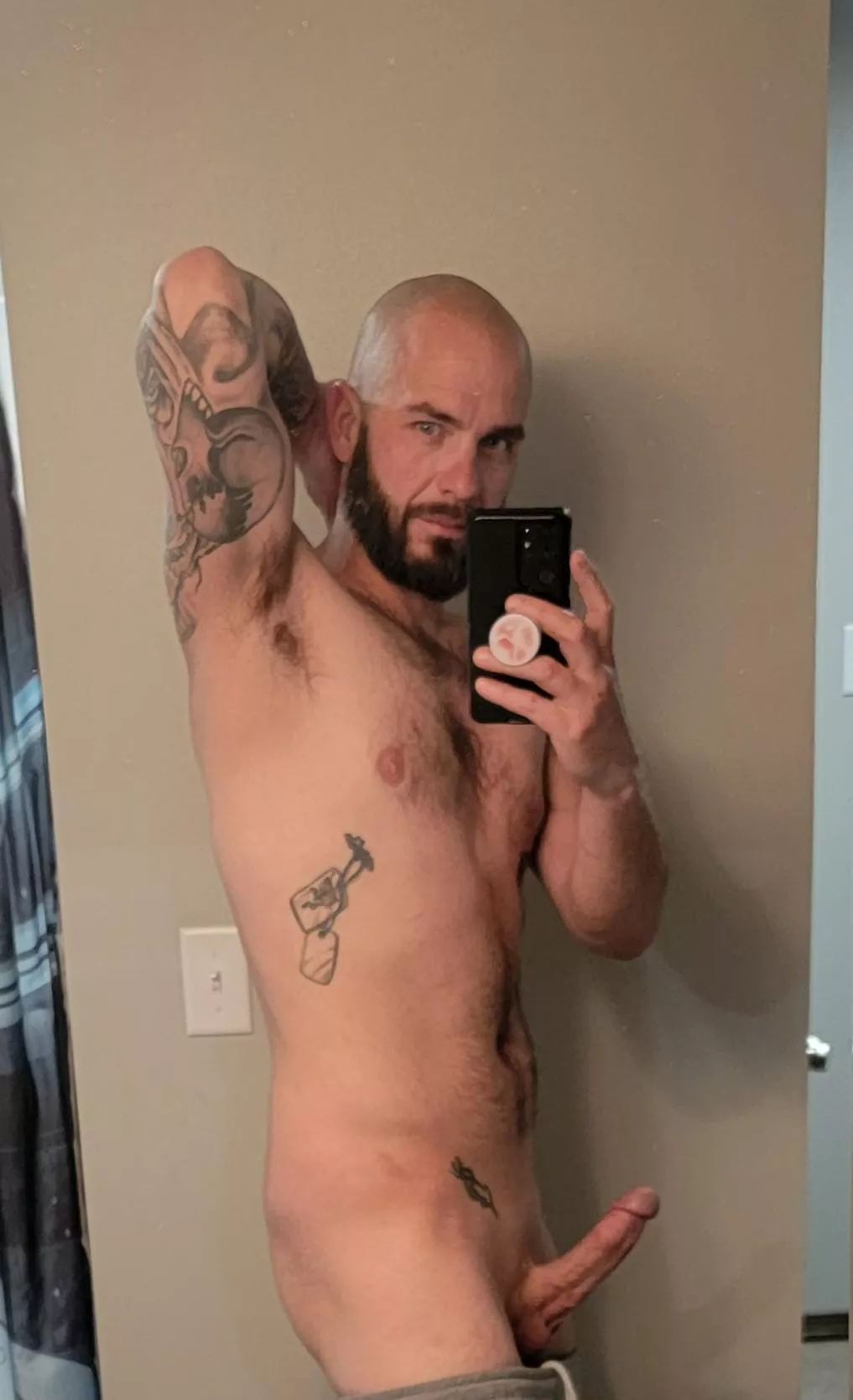 Wanna hop in the shower with me? posted by Urnextdoorneighbors