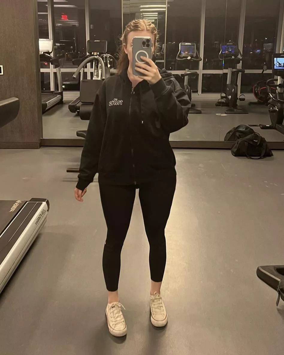 Wanna work out together? posted by realprettyangel