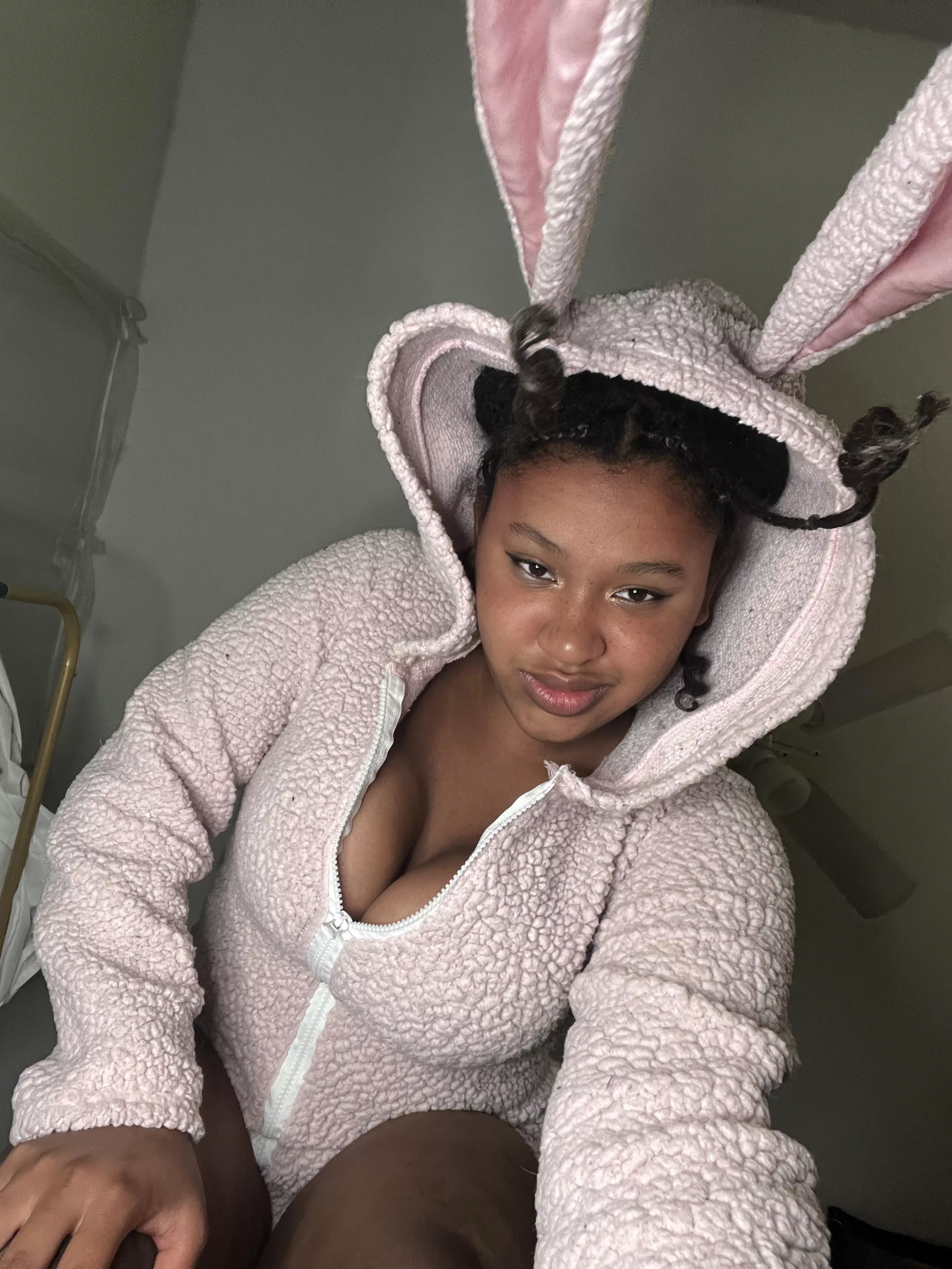 Will you let me get on top? posted by MeaslyUniverse