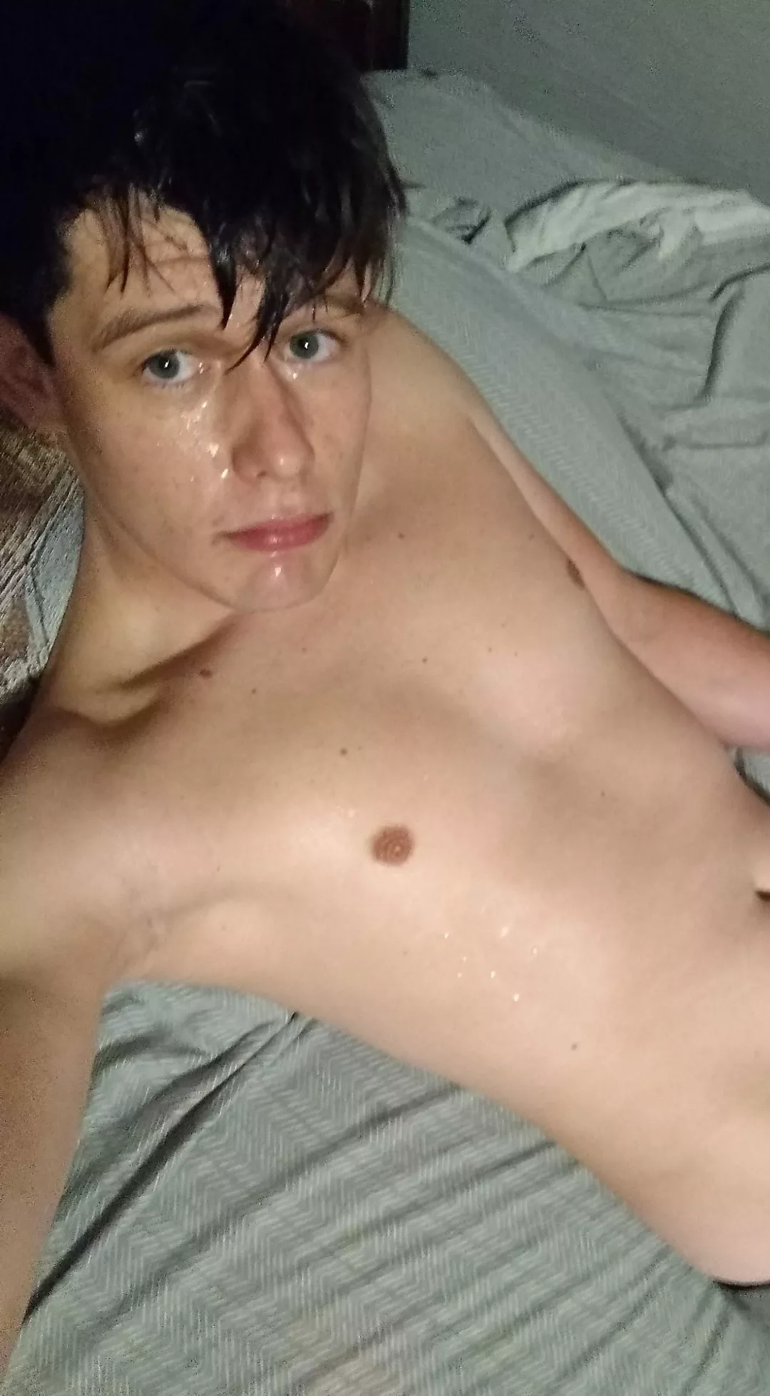 [24] I can't help myself 🥵 kinky tops hmu posted by Serious-Milk-6620