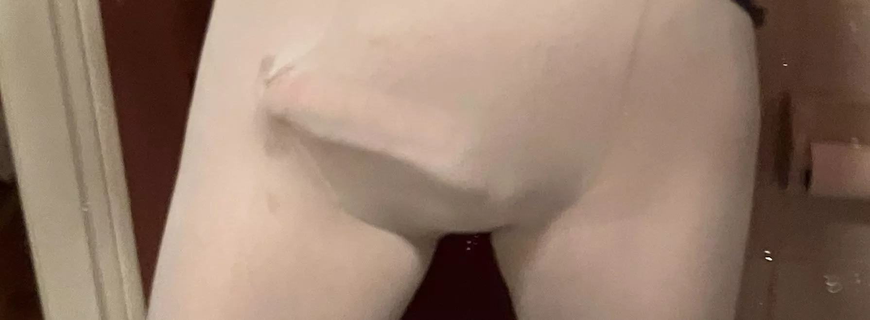 45. Seeking chat friends into guys in tights. DMs open posted by miboywonder