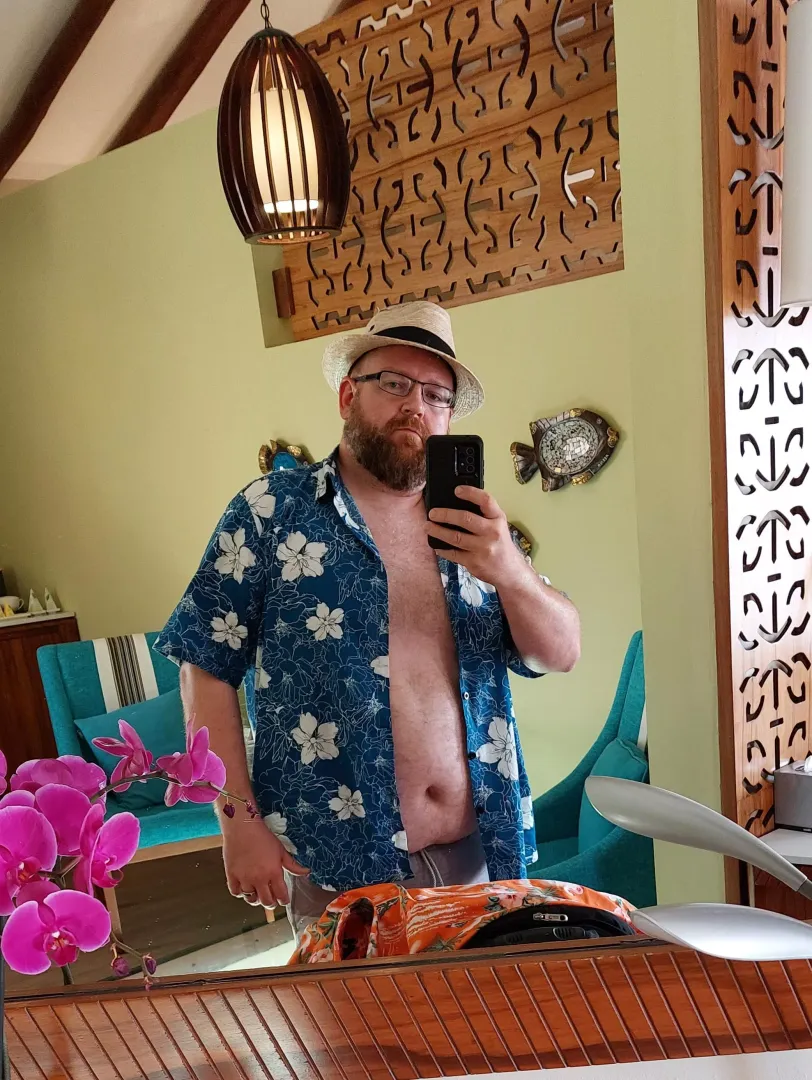 Back on my honeymoon, was feeling saucy posted by drewdunno