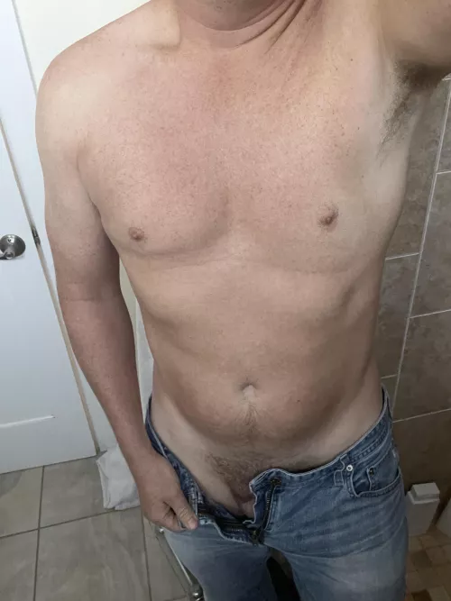 Casual Friday by sonocen