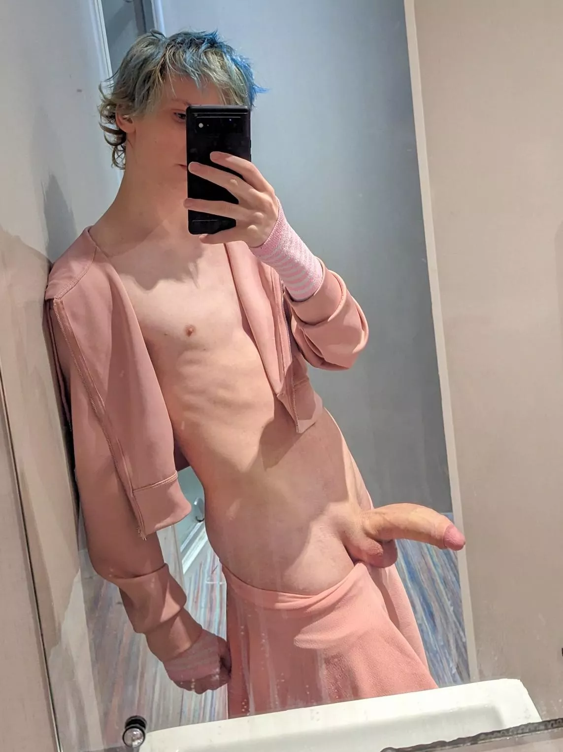 Femboy cock 👀 posted by femboynekowo