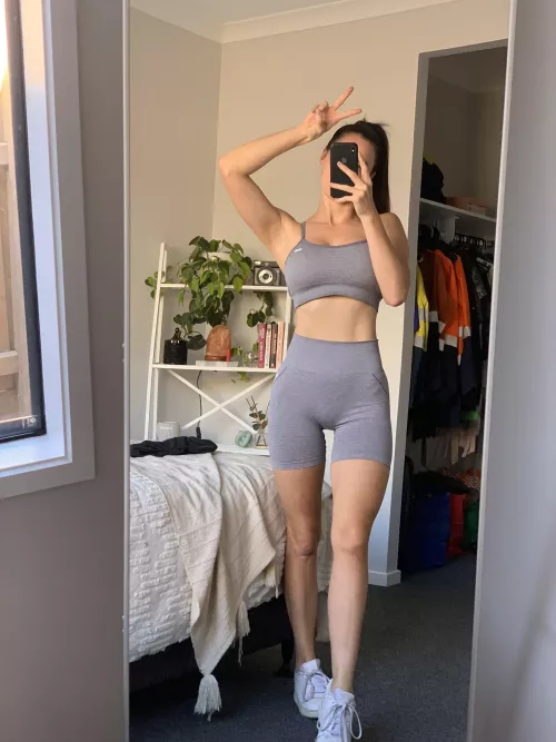 Good Morning 😝 by annamays91