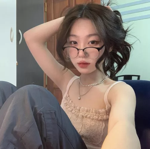 Hair up by Blufferflies