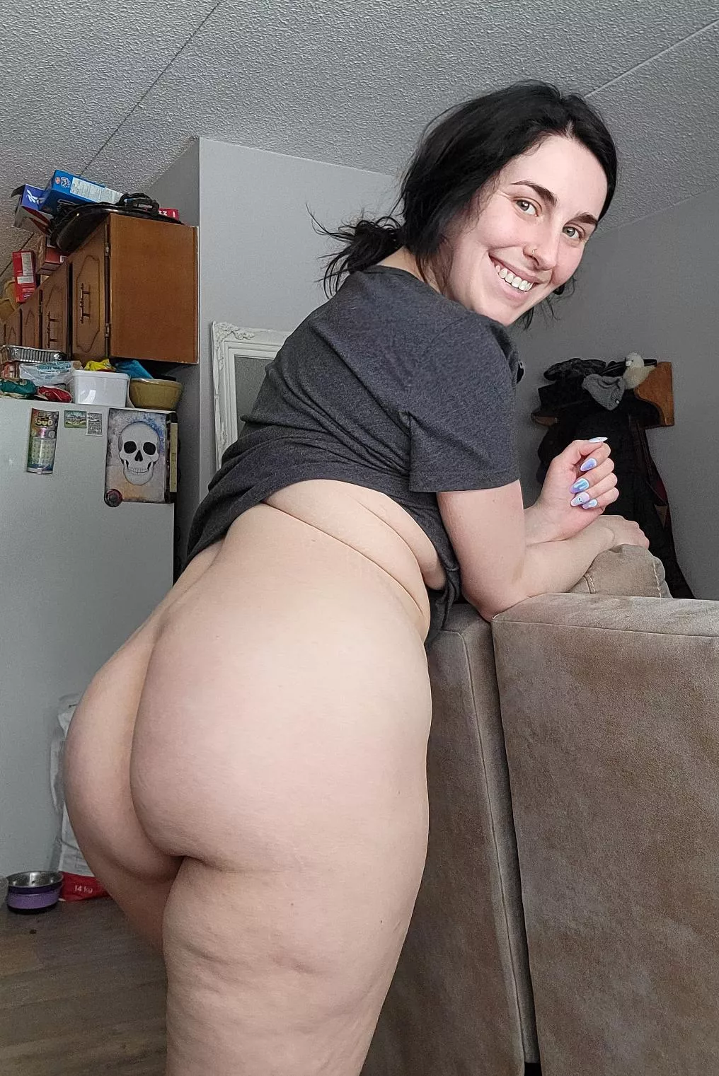 Happy Friday darlin! posted by sarahsaurusrexxx