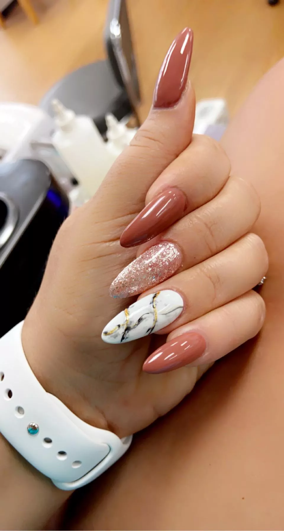 Happy Friday ☺️ posted by chestychelle