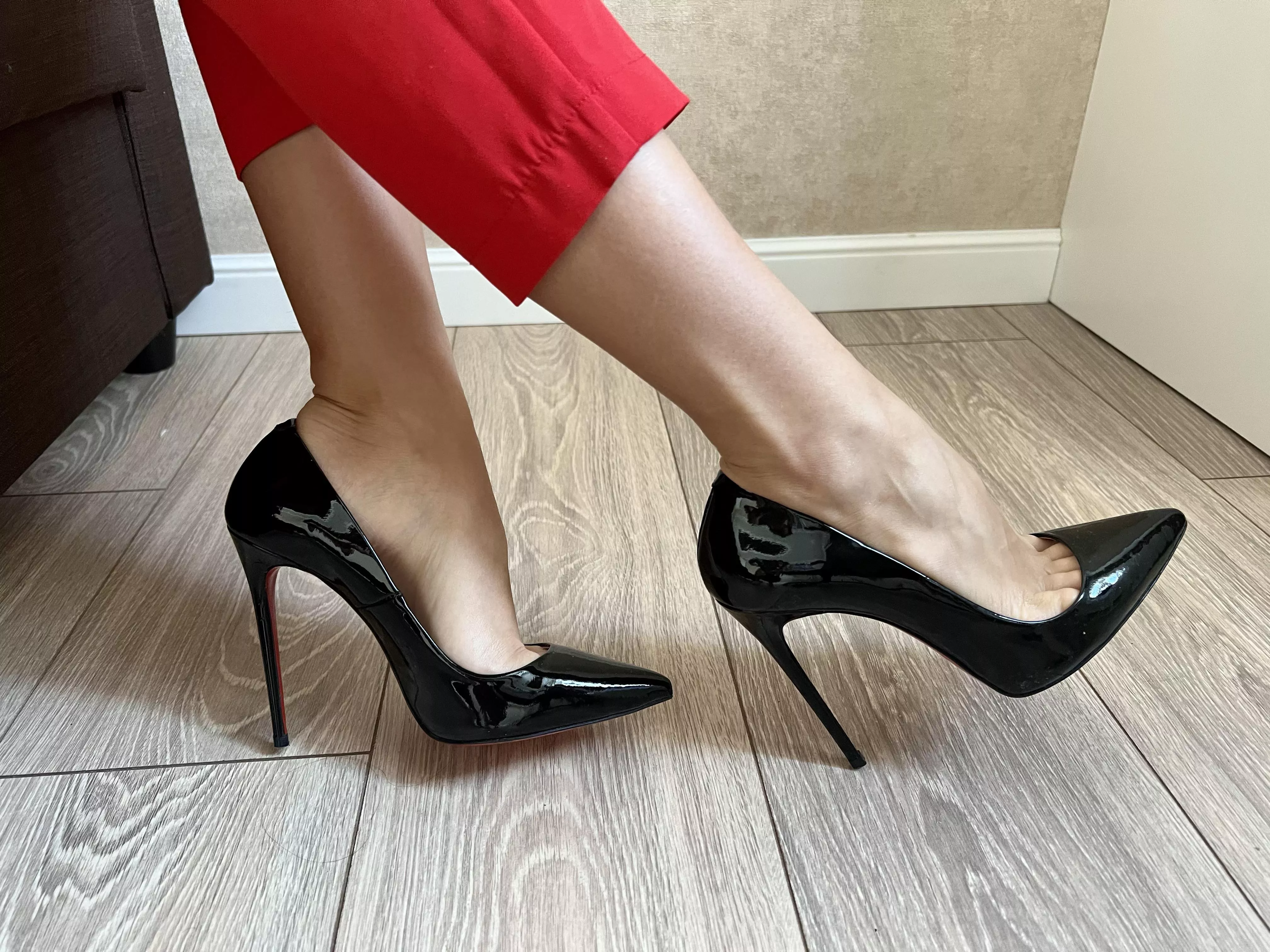 Heels make my legs look amazing posted by Specialist-Fill-8013