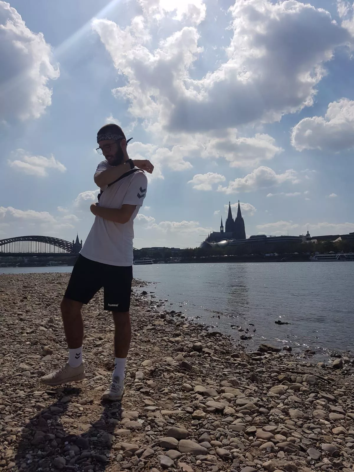 I’ll enjoy the last few hours as a 20 year old. Some company? posted by AdditionalProcess776