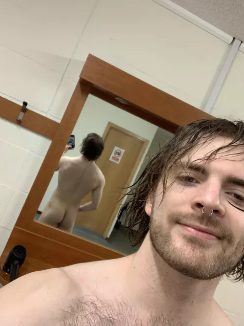 I’ll show off to anyone at my local gym by Connor_Tizor