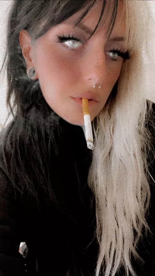 Imagine me as a blue eye girl by SilverCartier