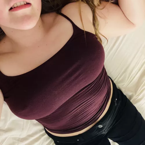 It’s impossible to wear this top with a bra by lilliessexygeeknudes