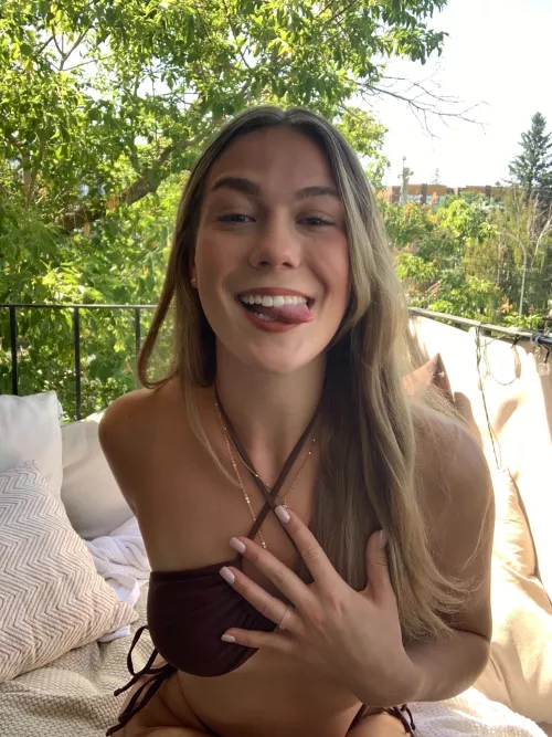 IUTR Stunner! by HaerinaHeoFanClub