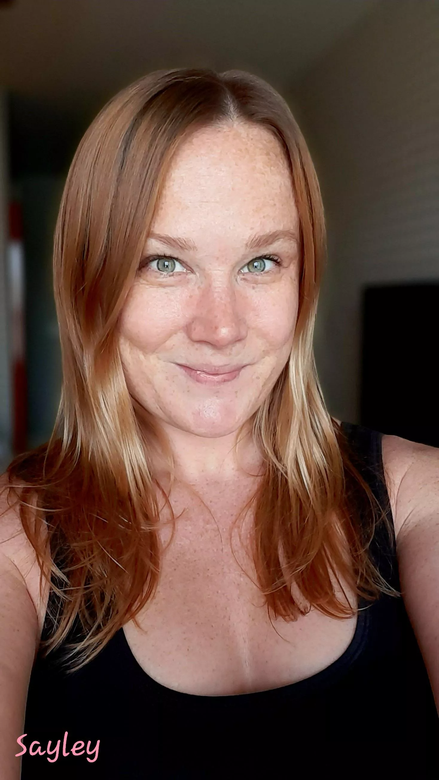 Let's have a smashing weekend everyone posted by Sayleywayley