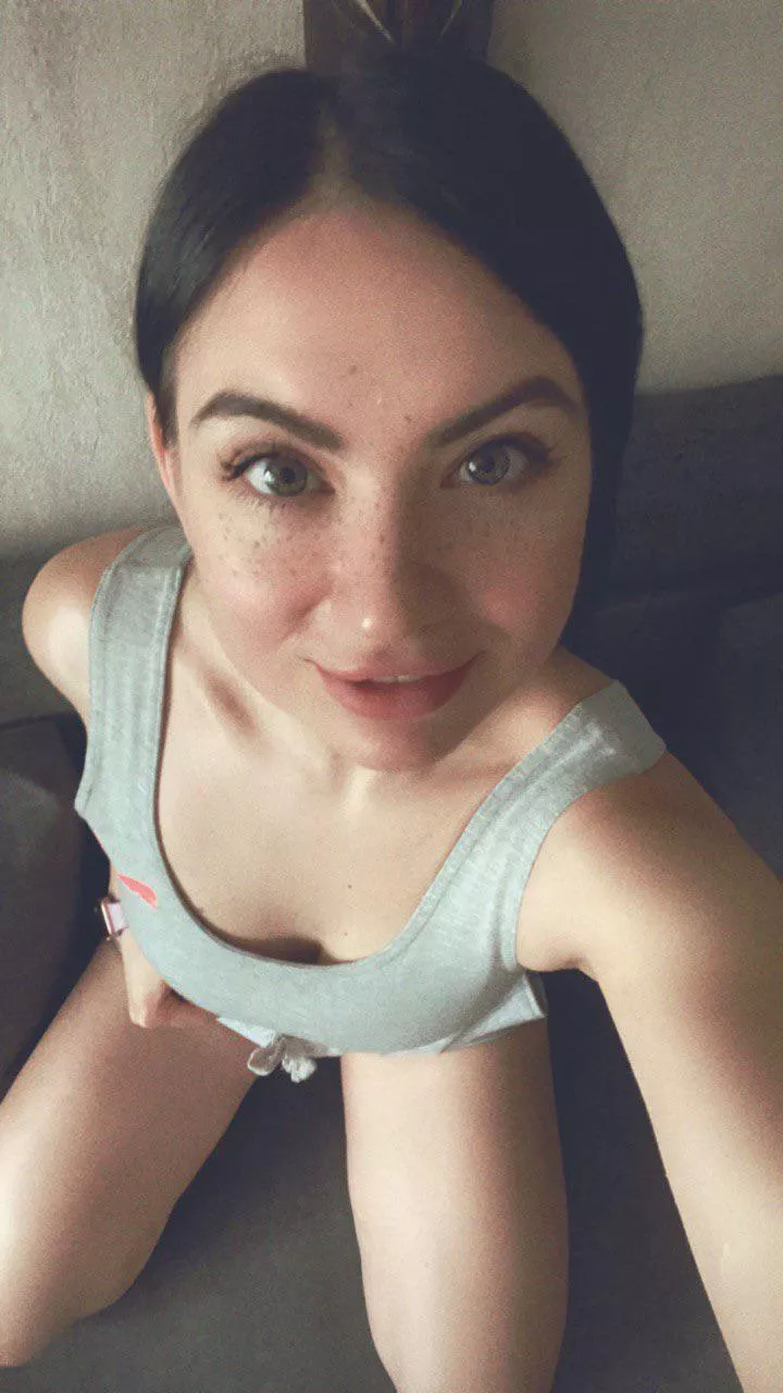 Looking into your soul posted by innerworldxoxo