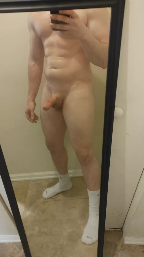 (M) post workout boner by True-Onion7466