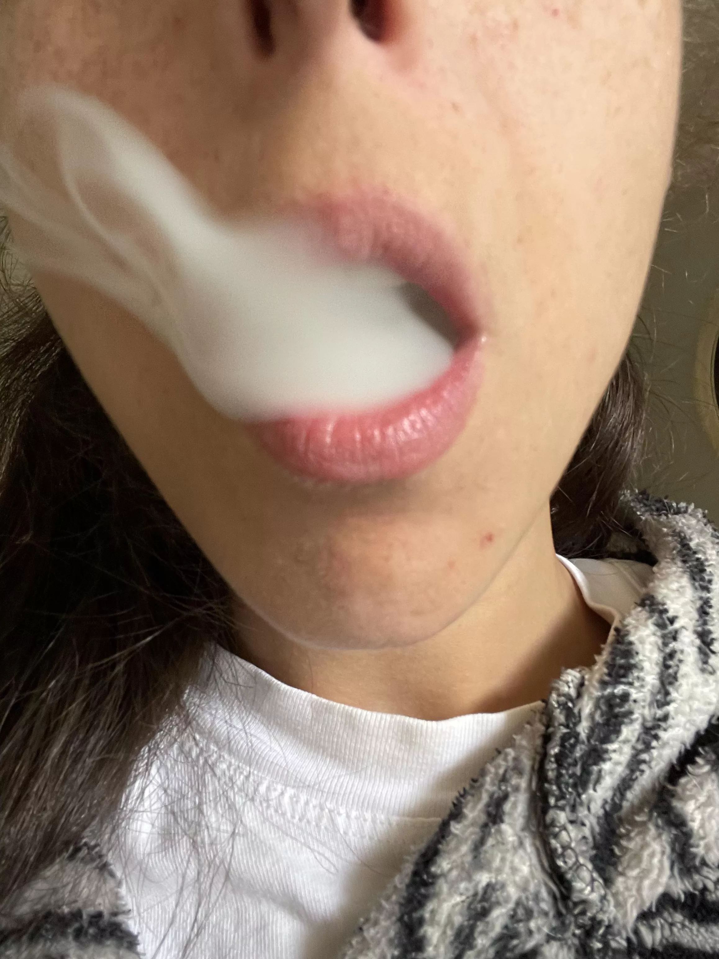 Morning smoke 💨 posted by Millie_fitx