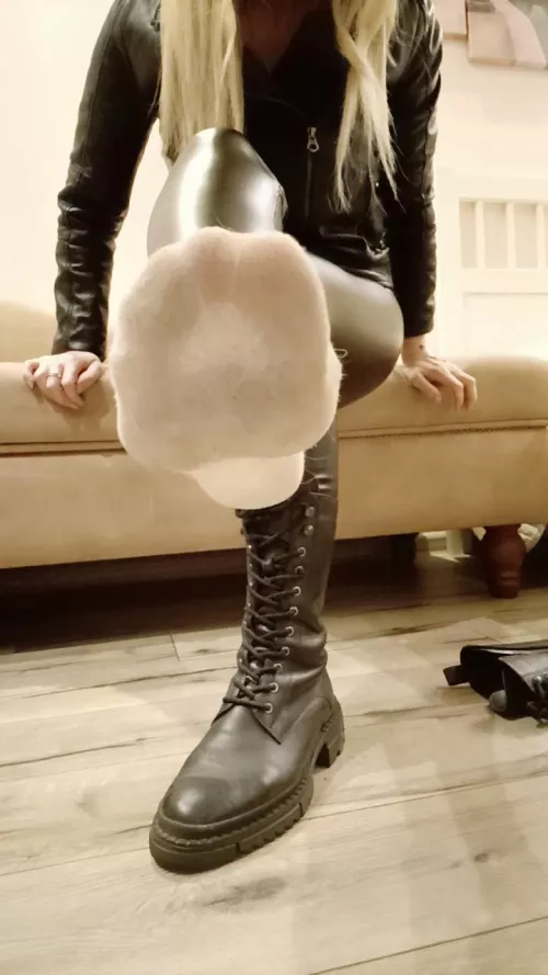 My dirty socks would feel amazing against your face 💋 [F] by froilen08