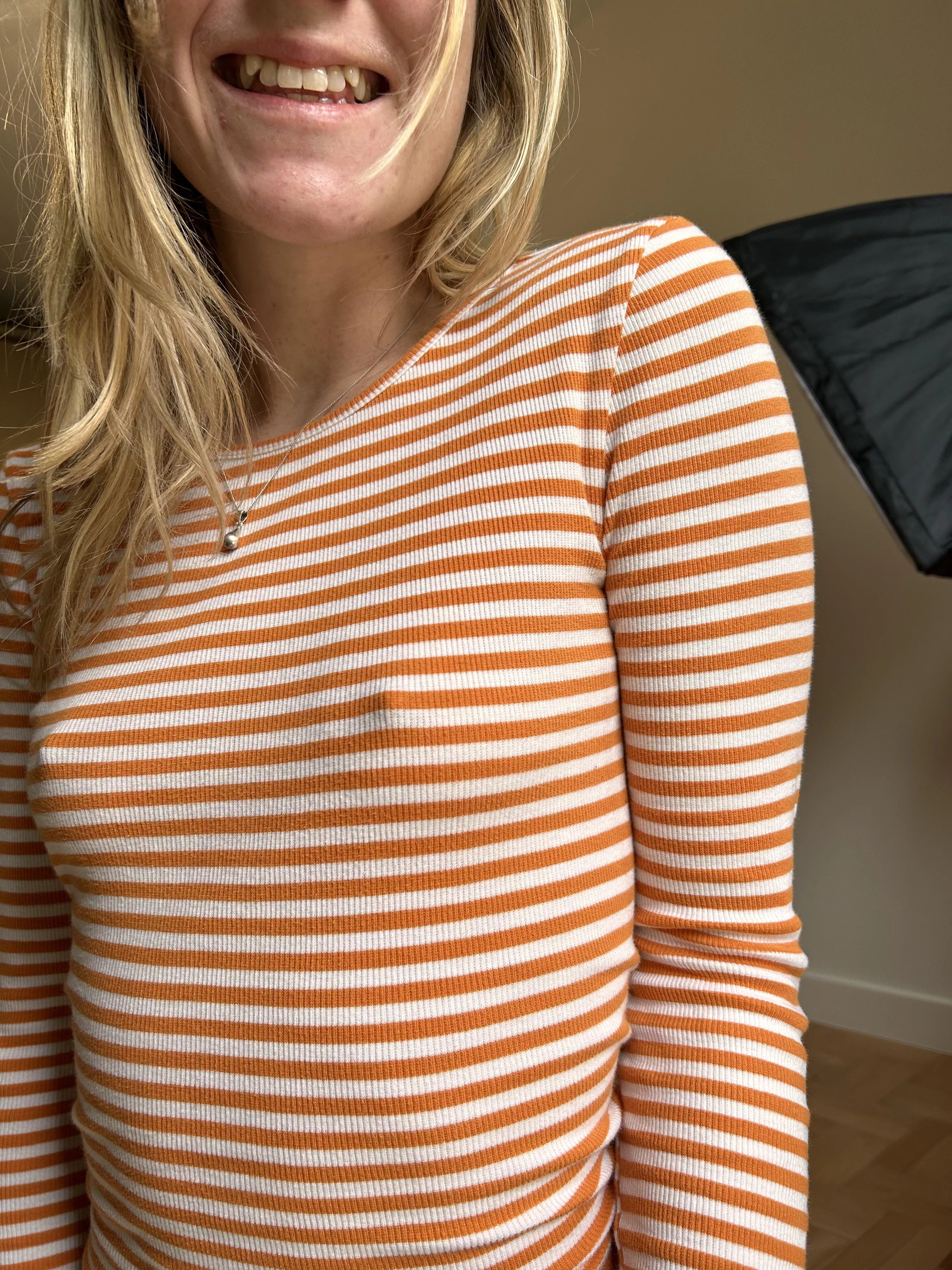 Nipples out in the sun posted by kallme_sophia