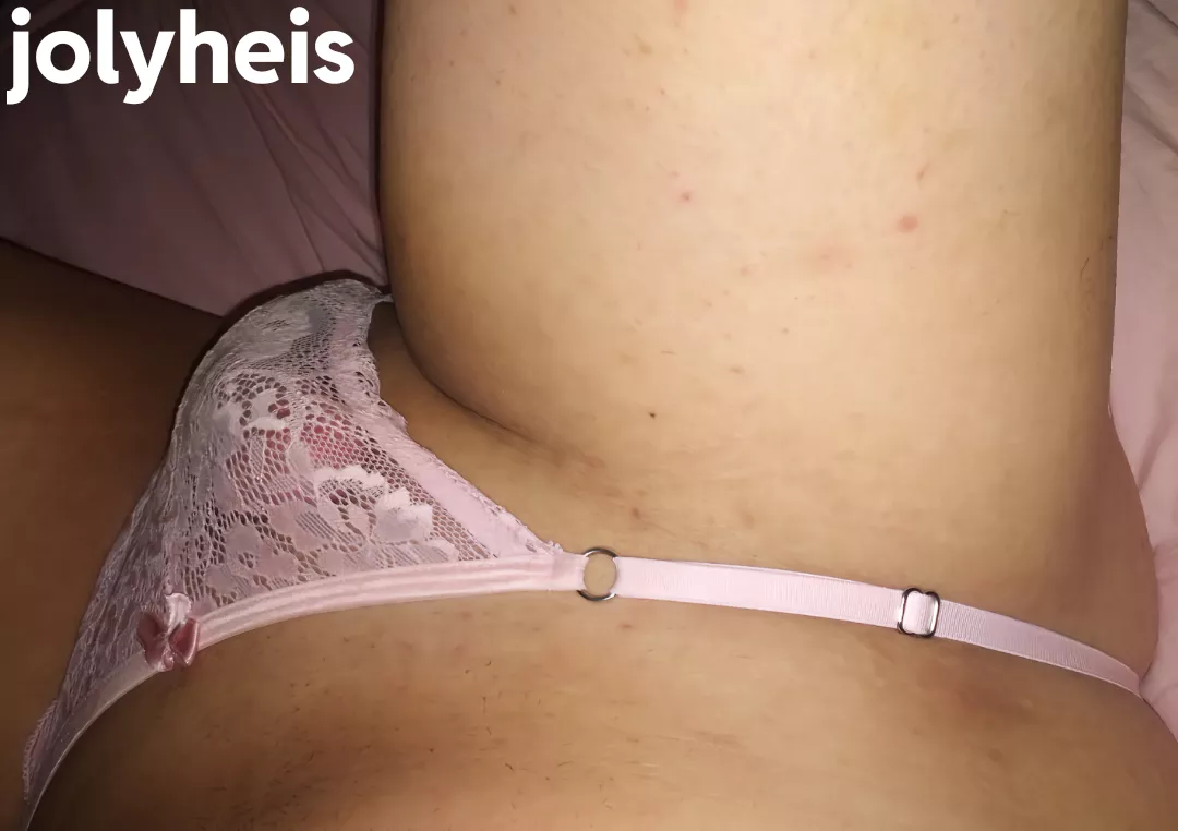 one of my new thongs.So far 10/10😋 posted by jolyheis