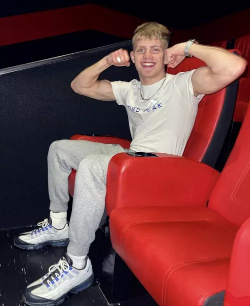 Proper scally looking for sub's to please me - who's up for it? by ThePerfectSlong