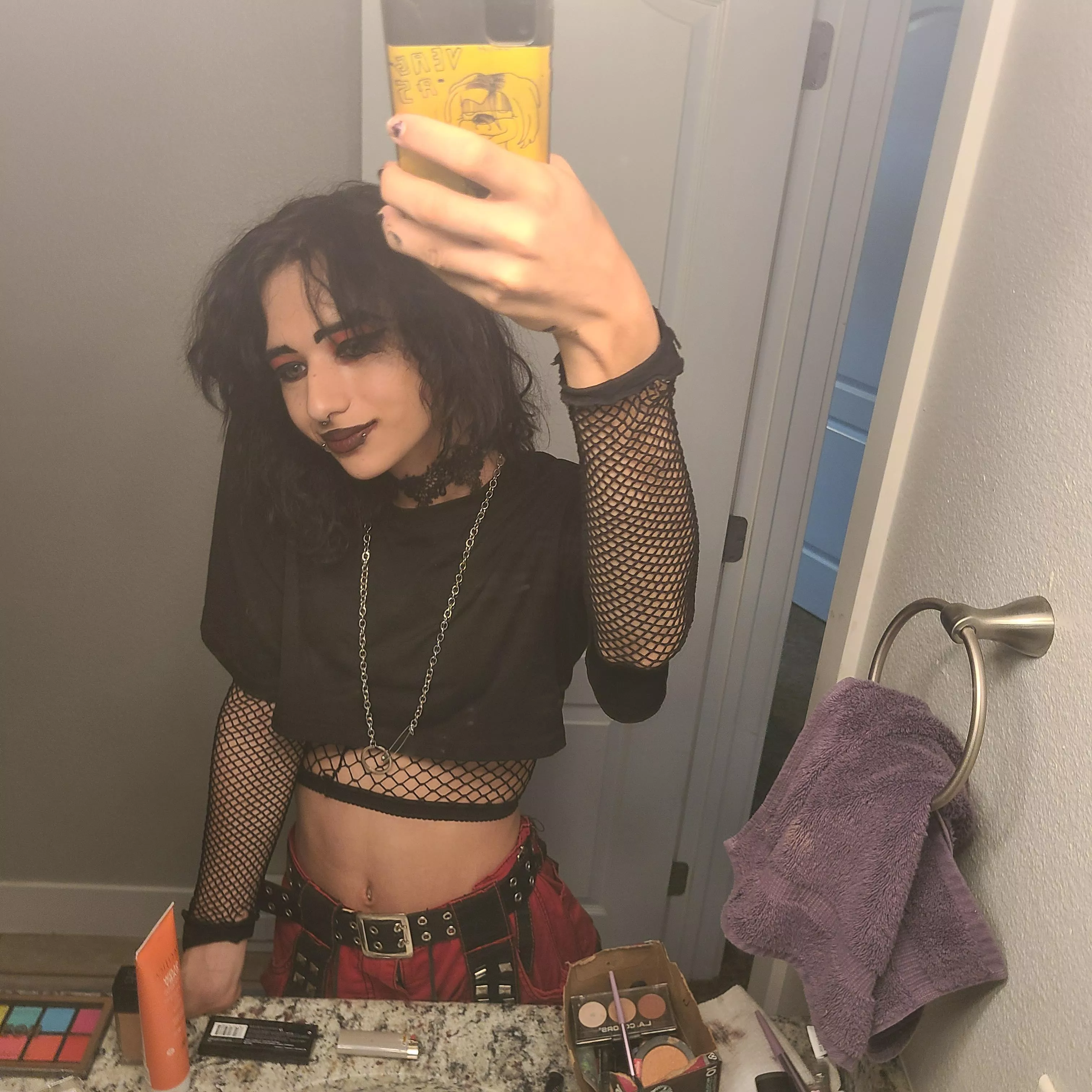 Rate my makeup! 😋 posted by AfterApril_