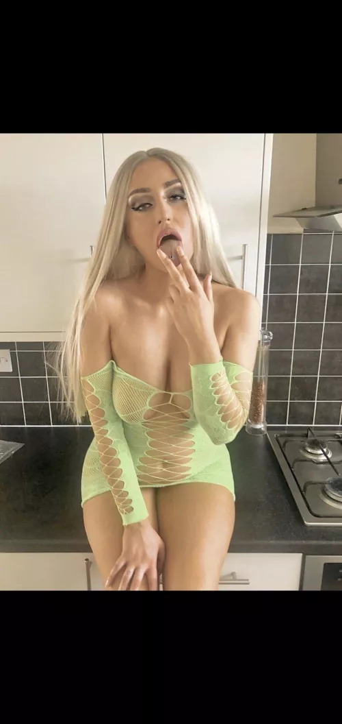 She’s ready by decayedfiring39