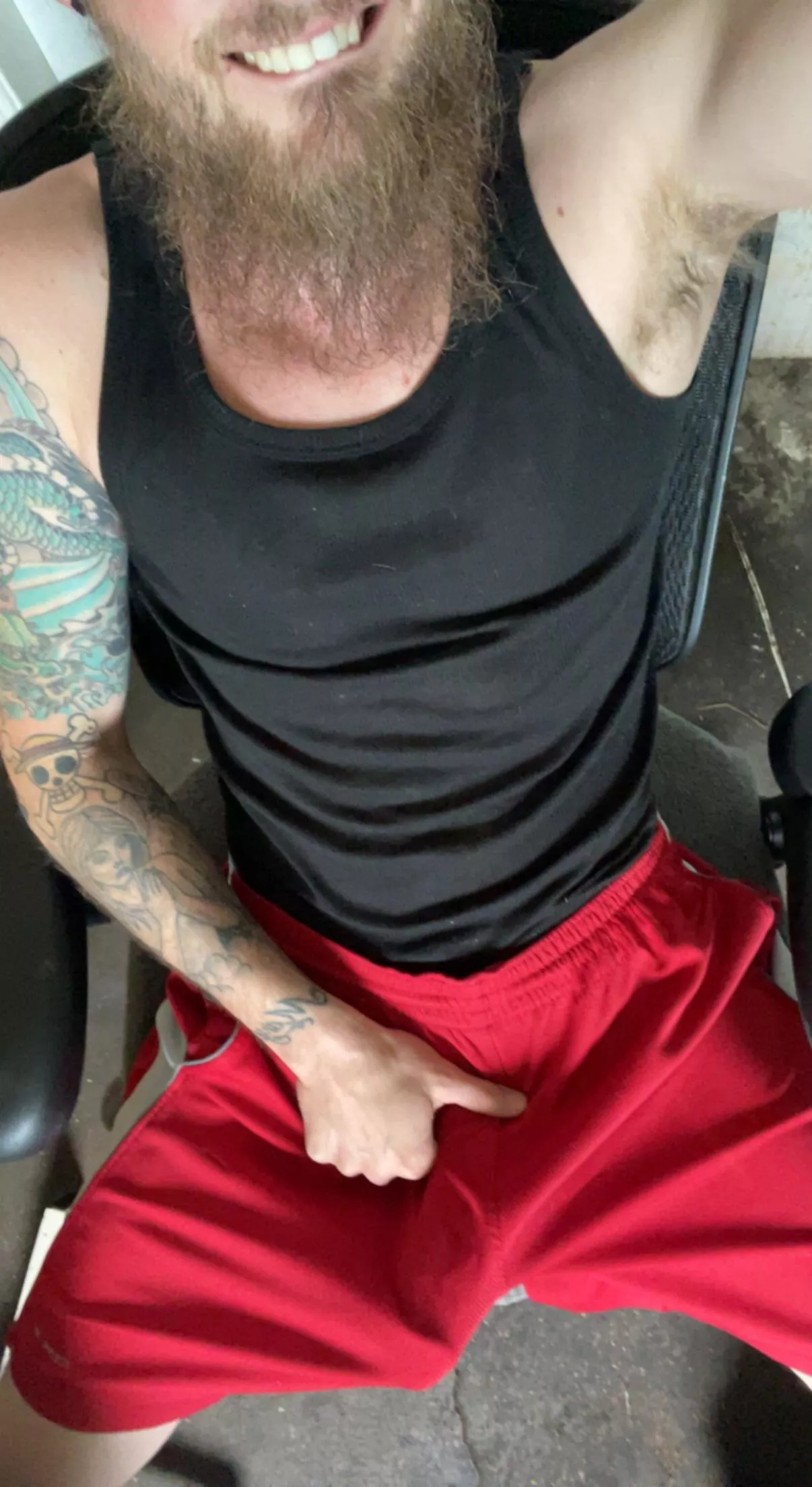 So horny this morning 😜 posted by awakenmykrakken